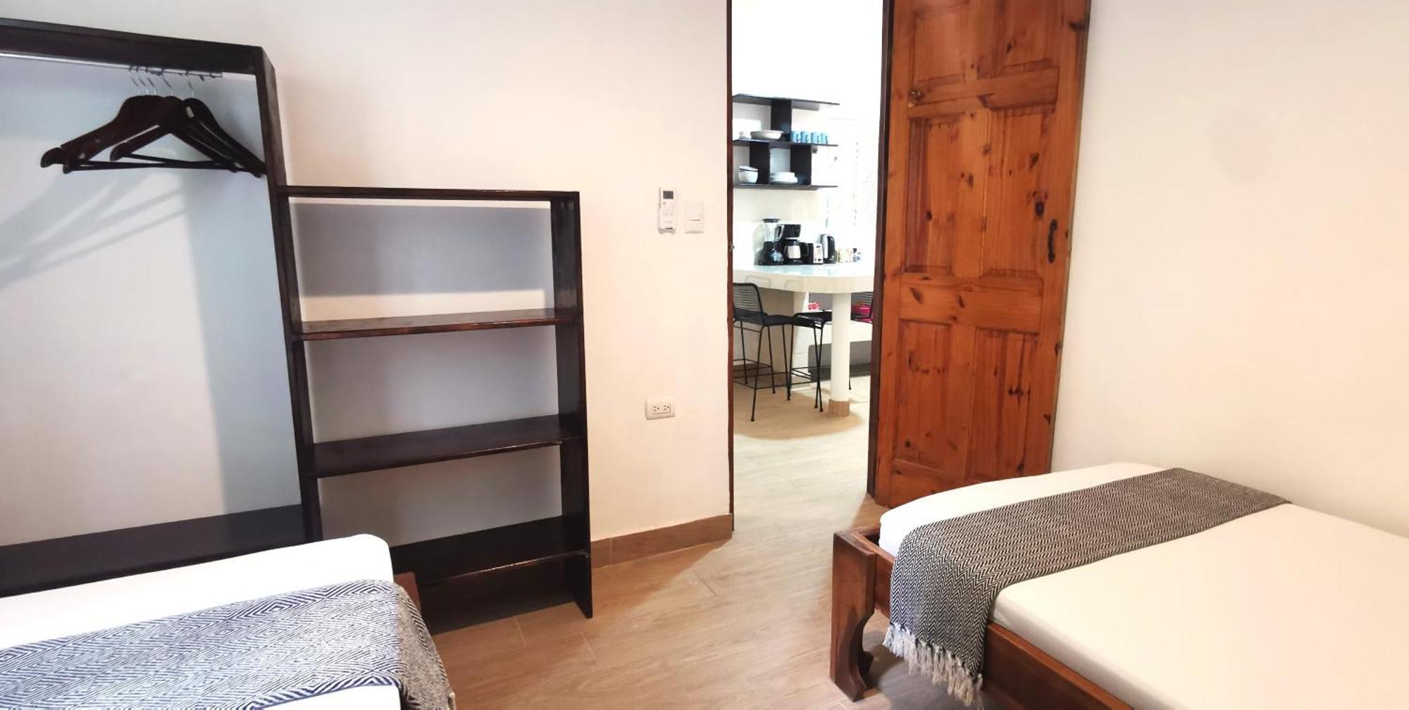 Colibri Apartments - 4 Min Walk To The Beach! Playa Santa Teresa  Phòng bức ảnh